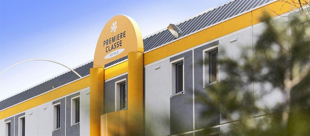 ホテル プレミア クラッセ モントルイユ エクステリア 写真 Premiere Classe Hotel